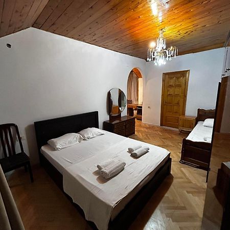 Duma Hotel Tbilisi Exteriör bild