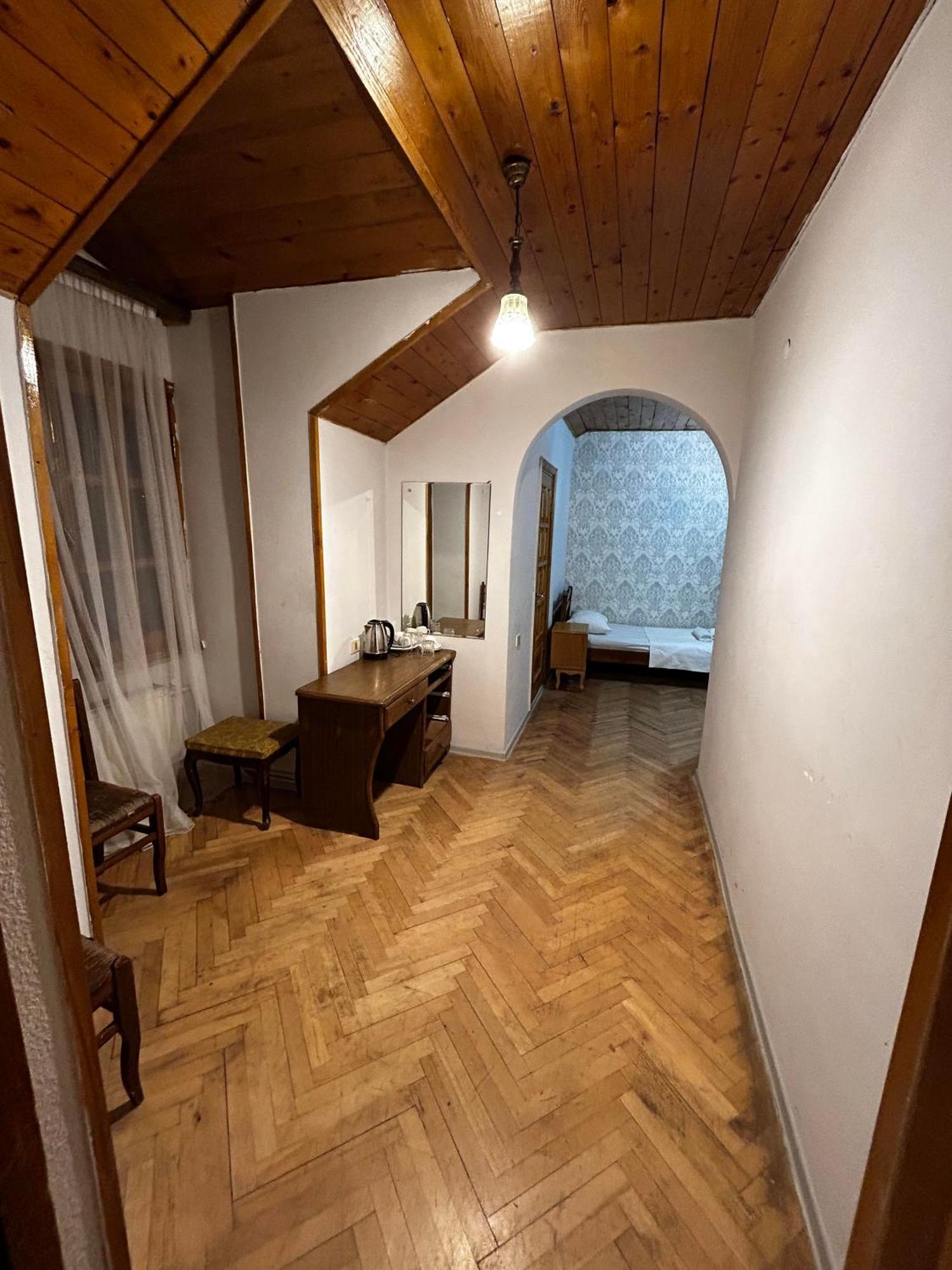 Duma Hotel Tbilisi Exteriör bild