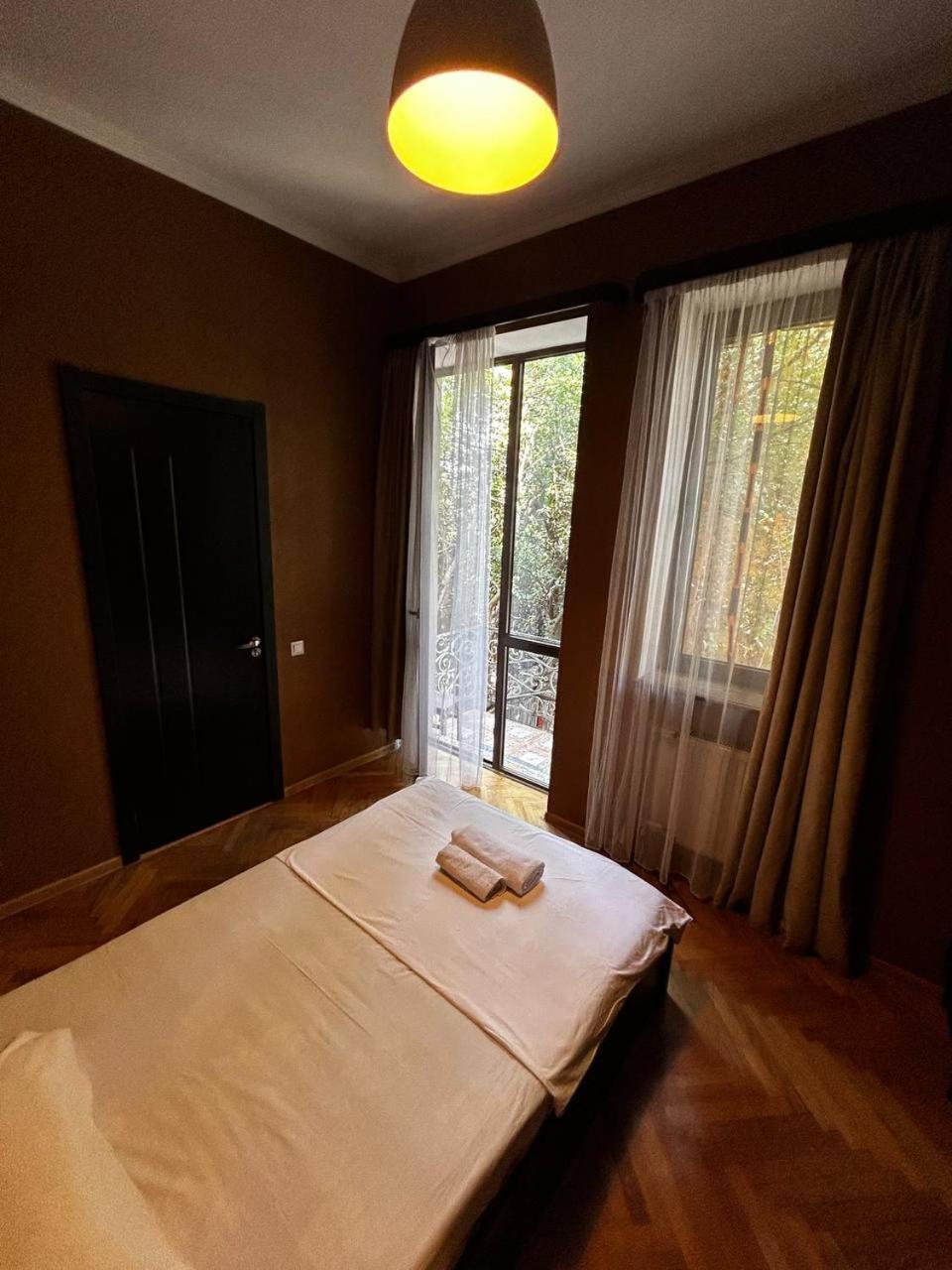 Duma Hotel Tbilisi Exteriör bild