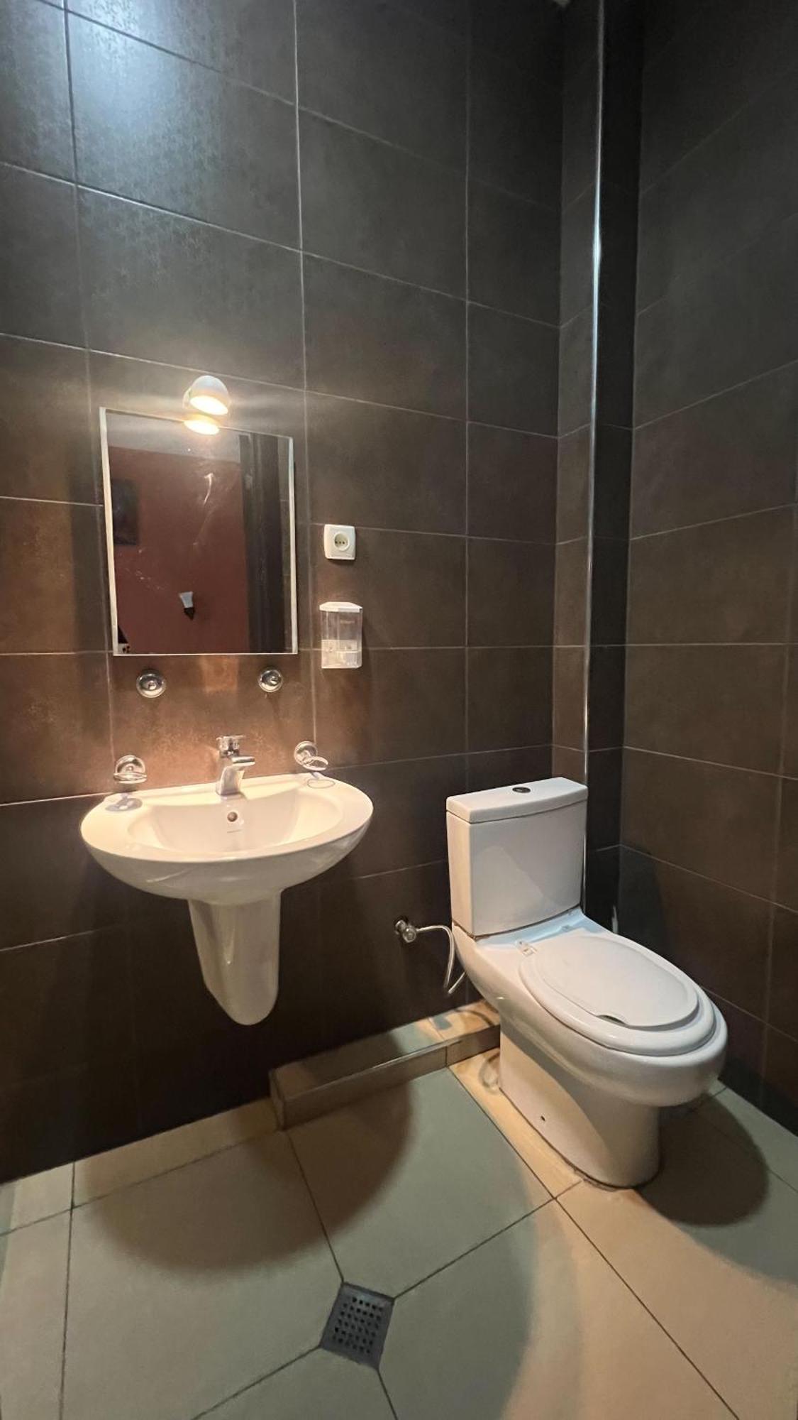 Duma Hotel Tbilisi Exteriör bild
