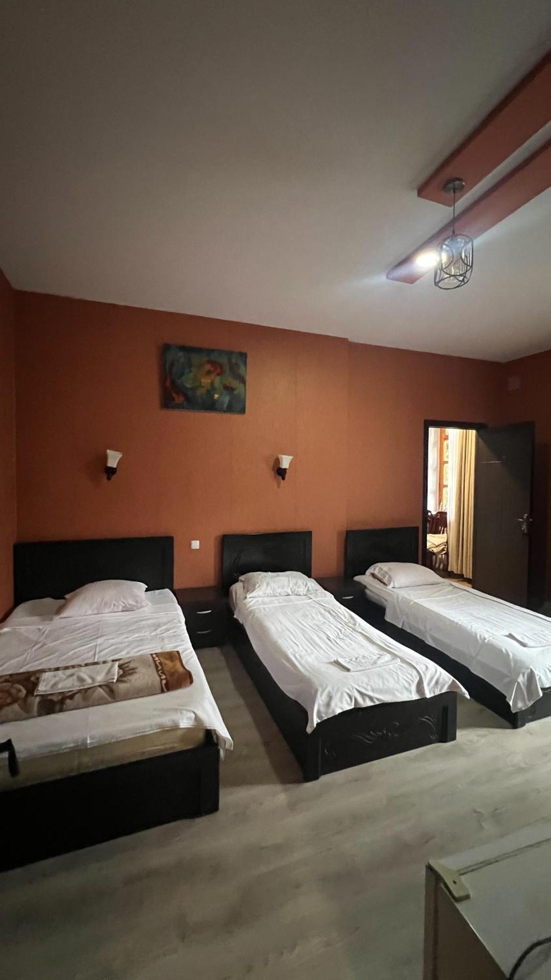 Duma Hotel Tbilisi Exteriör bild